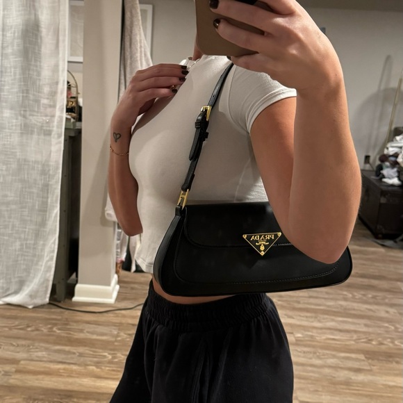 PRADA Leather shoulder bag - Picture 12 of 12